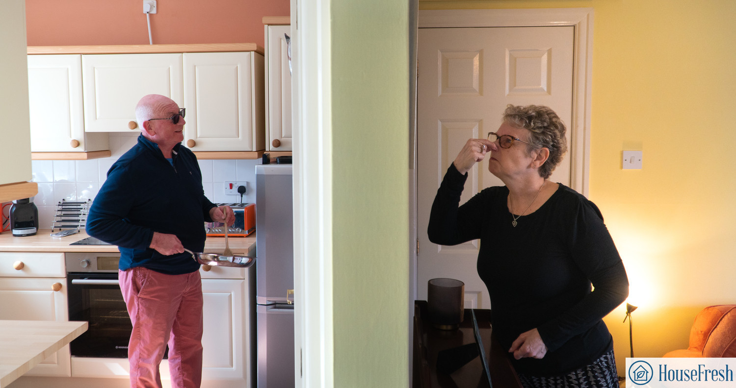 How Not To Smell Like Your Kitchen When You're Cooking