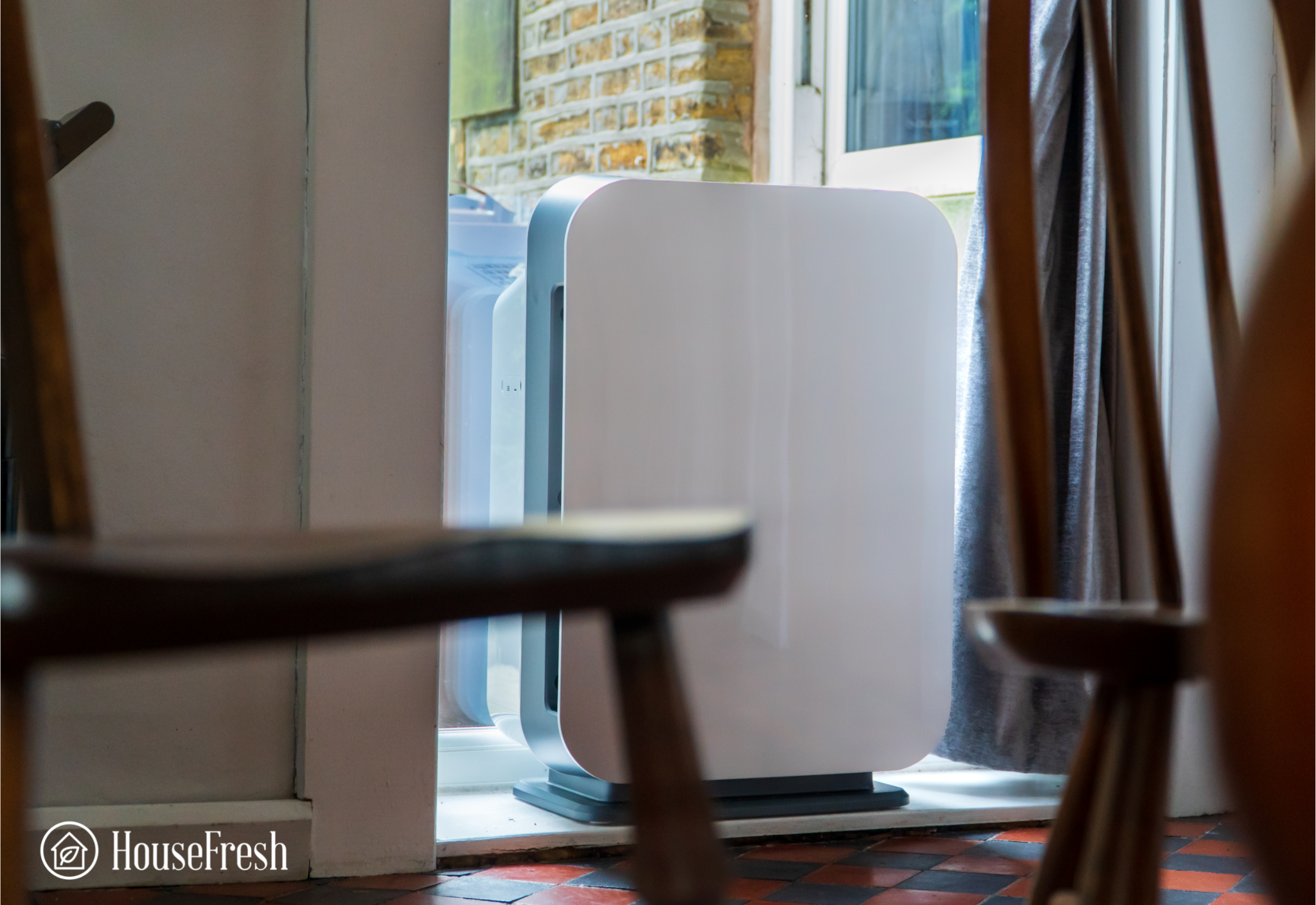 Air purifier for store dusty basement